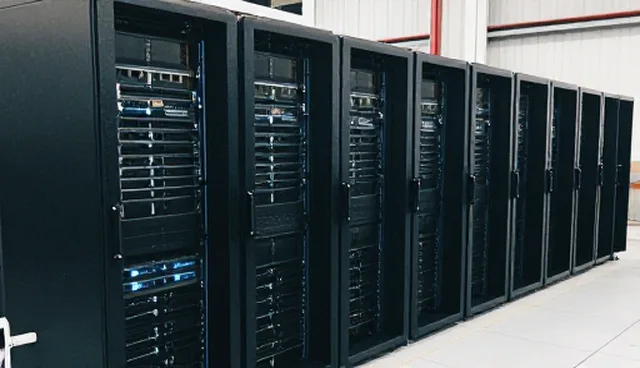 游泳池循环水处理如何解决水质问题?